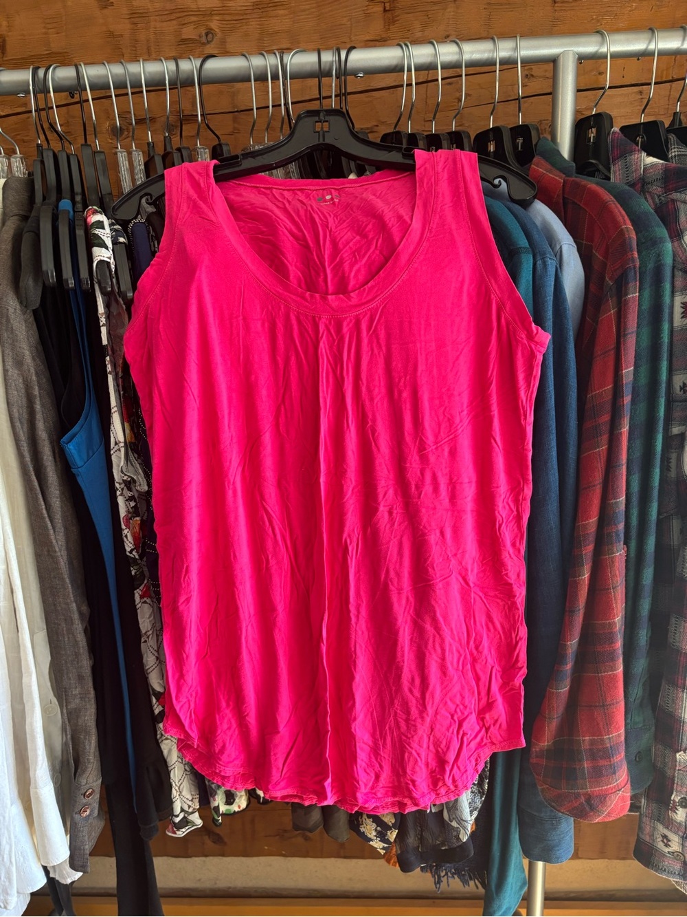 Three Dots Bright Hot Pink Scoop Neck Tank
